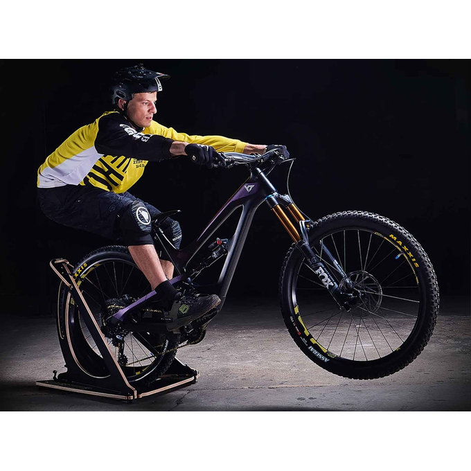 Antrenor de echilibru