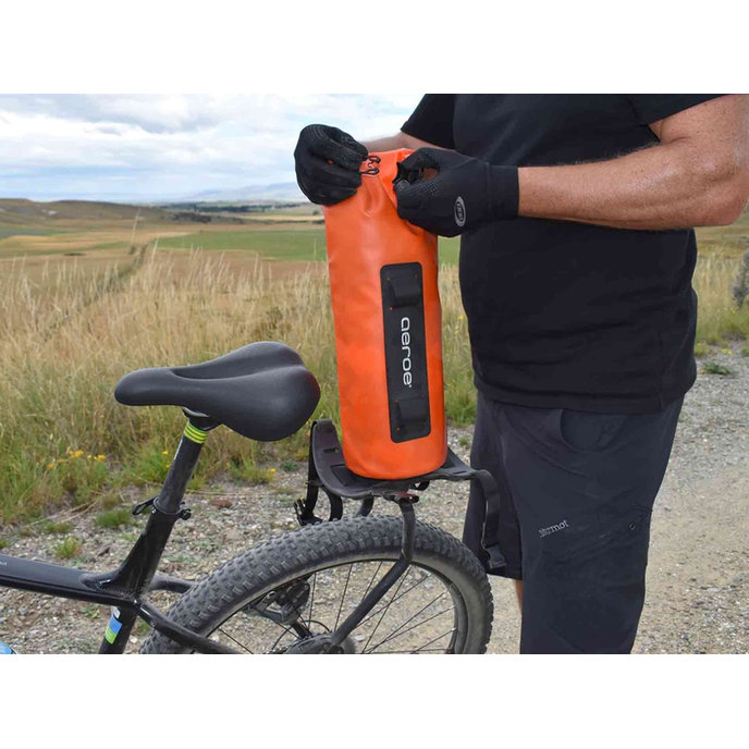 Geantă impermeabilă portocalie - 8l