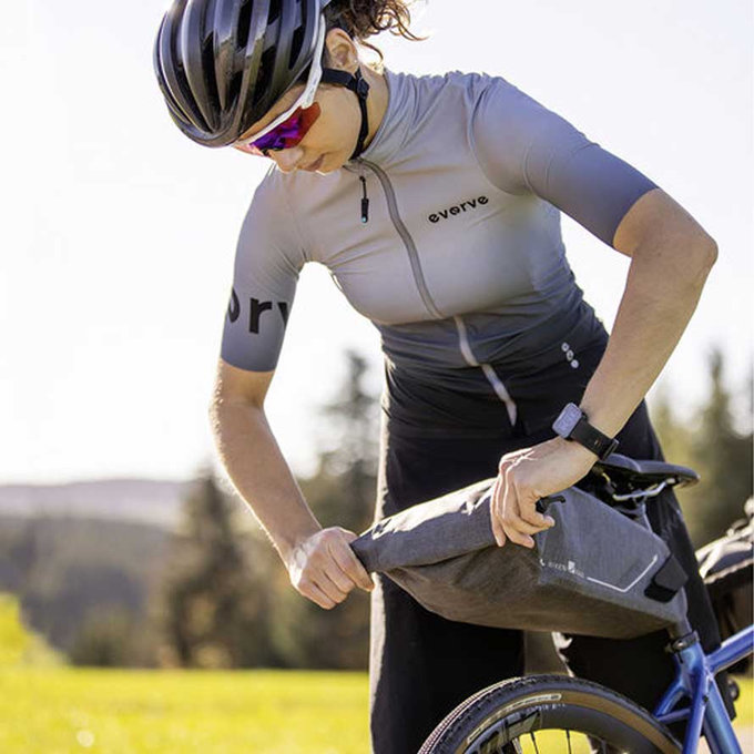 Bikepack X Compact  geantă impermeabilă sub șa gri