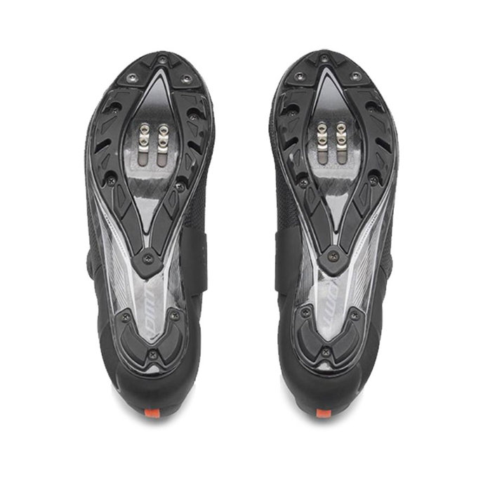 Pantofi de mountain bike cu talpa din carbon si sistem BOA DMT MH10