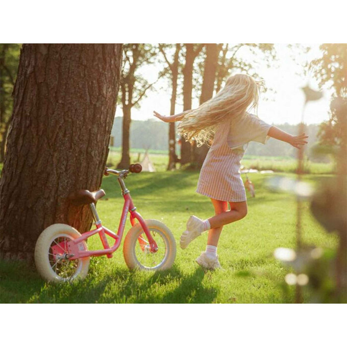 Bicicletă fără pedale pentru copii