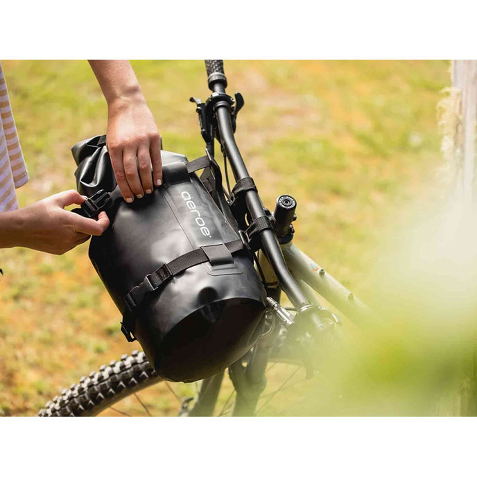 Geantă impermeabilă neagră - 12l