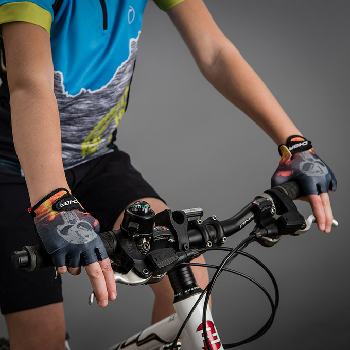 Mănuși pentru copii Cool Kids Craniu