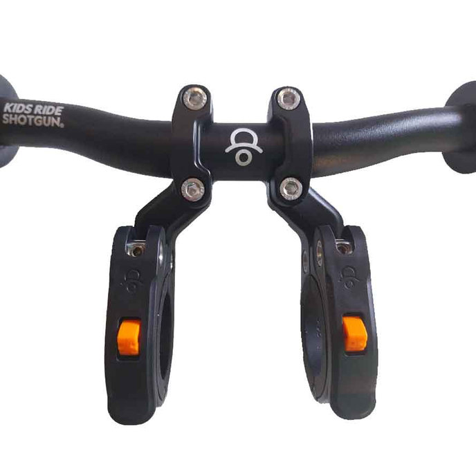 Pereche de cleme pentru ghidonul din față