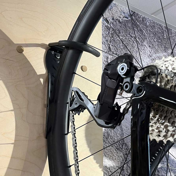 Suport de perete pentru biciclete pentru roata din față