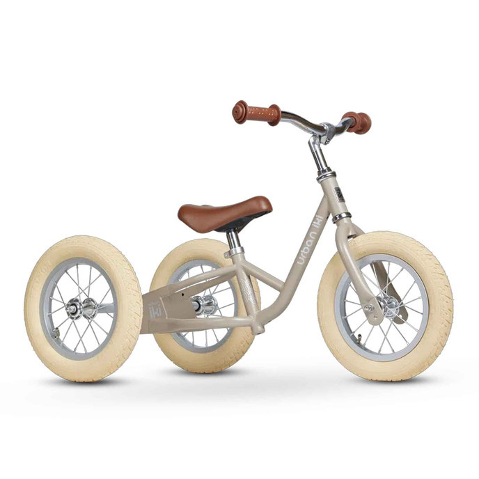 Accesorii pentru bicicleta fără pedale transformabilă în tricicletă